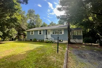 220 Monponsett St 1