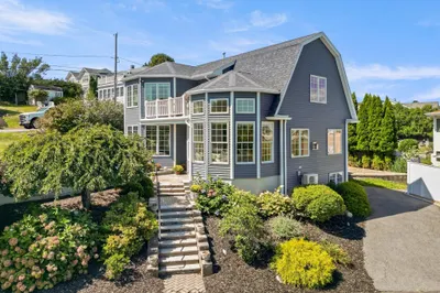 27 Bayview Road 1