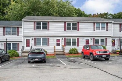 91 Donohue Rd #14 1