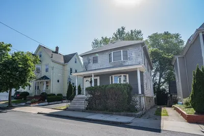 23 Essex St 1