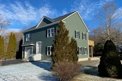 182 Main Street 1