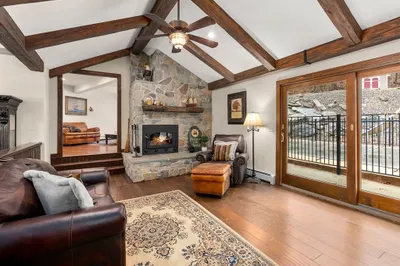 235 James St 1