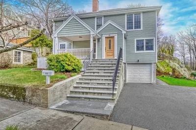 43 Crescent Avenue 1