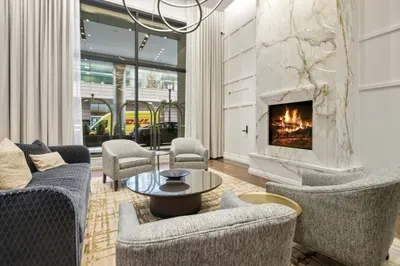 1 Avery Street #18A