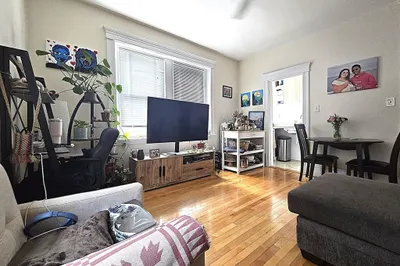 164 Strathmore Road #25