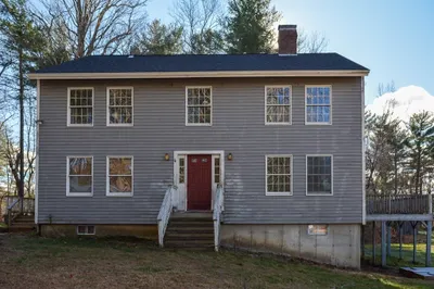 611 Gilbertville Rd