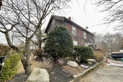 51 Oak Avenue 1