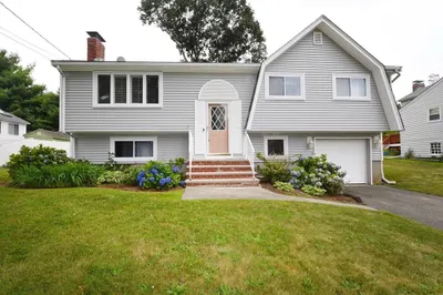 37 Thornton Ave