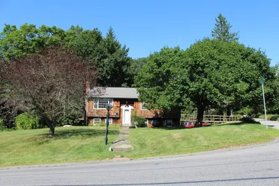 495 Lebanon Hill Rd 1