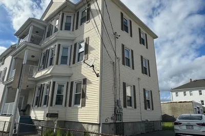 96 Suffolk St 1