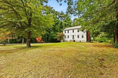 17 Sherman Way