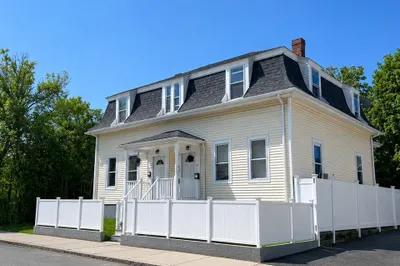 81 Winthrop Ave 1