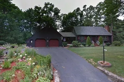 120 Middle Rd 1