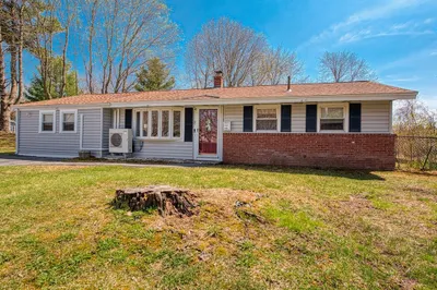 8 Braintree Ave