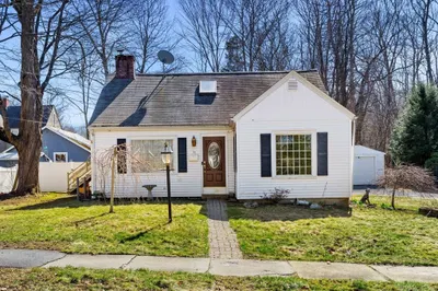 22 Woodland St 1