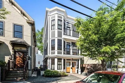 104 Beacon St #2