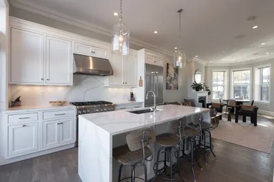 550 East Broadway #1