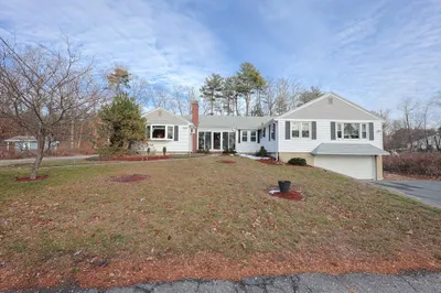 194 Lake St
