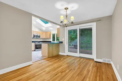 53 Burlington Rd 1