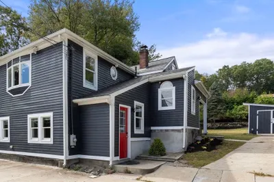 211a S Main Street 1