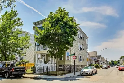 51 Florida St #3