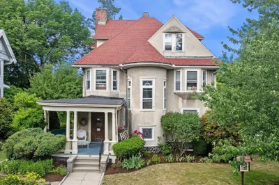 27 Oliver Street 1