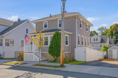 55 Sharon Rd 1