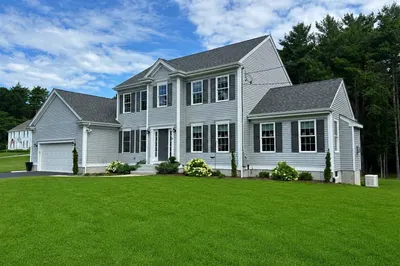 41 Clapp Rd 1