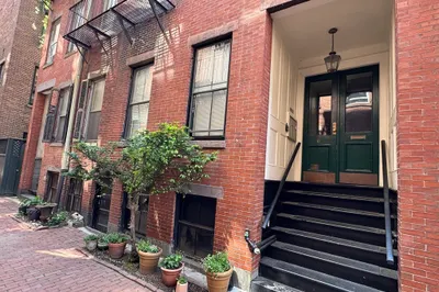 6 Goodwin Place #B 1