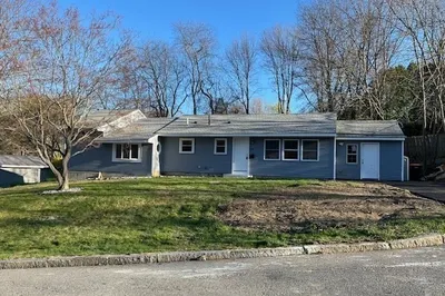 44 Janebar Cir