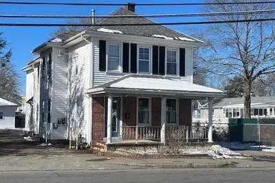 256 Broadway
