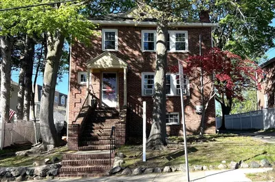 67 Gordon St 1