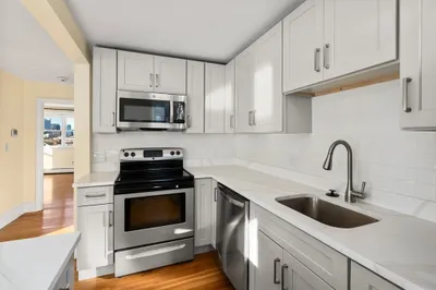 7-9 Thomas Park #5