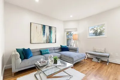 101 Brent St #3 1
