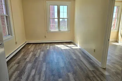 15 N Main St #30 1