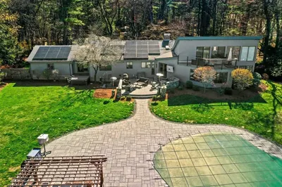 105 Tower Rd
