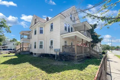 381 Orange St