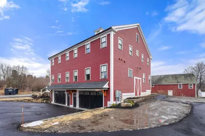 493 Main St #E 1