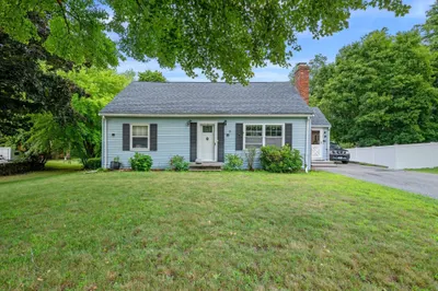 6 Marsh Ave