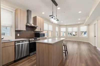 701 E 2nd Street #1
