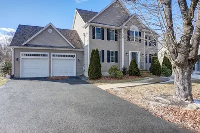 20 Neponset St 1