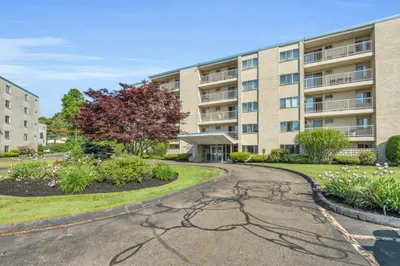 200 Park Terrace Dr #201 1
