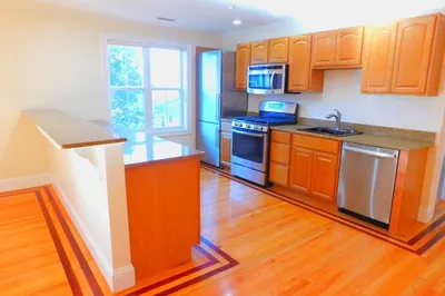 39 Dorchester St #3