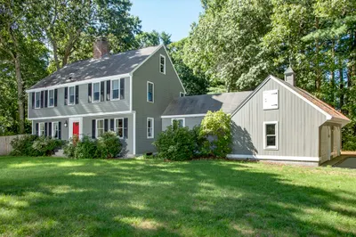 62 Flint Locke Dr 1