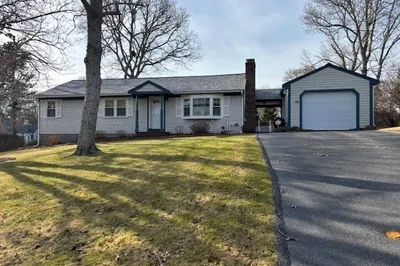 15 Jonquil Rd