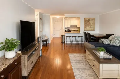 8 Whittier Pl #8B