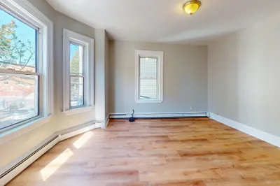 36 Mozart St #2