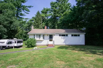 56 Chace Rd