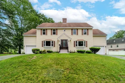 5 Betsy Ln #5 1
