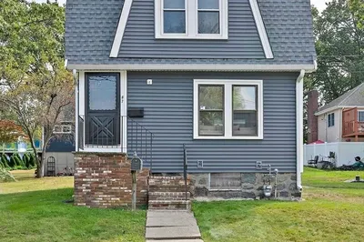 67 Somerville Ave